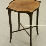 884 9606 LAMP TABLE